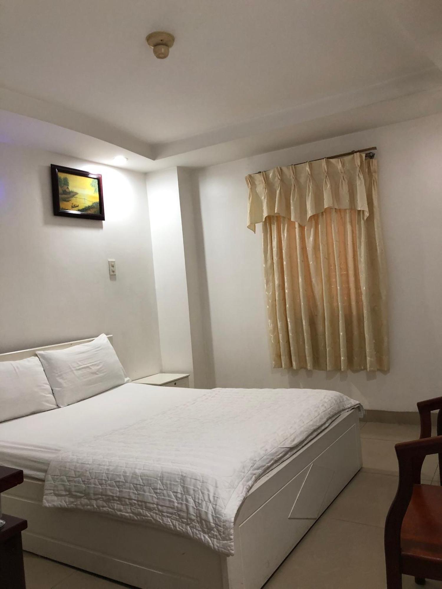 Seven Stars Hotel Ho Chi Minh City Exterior photo